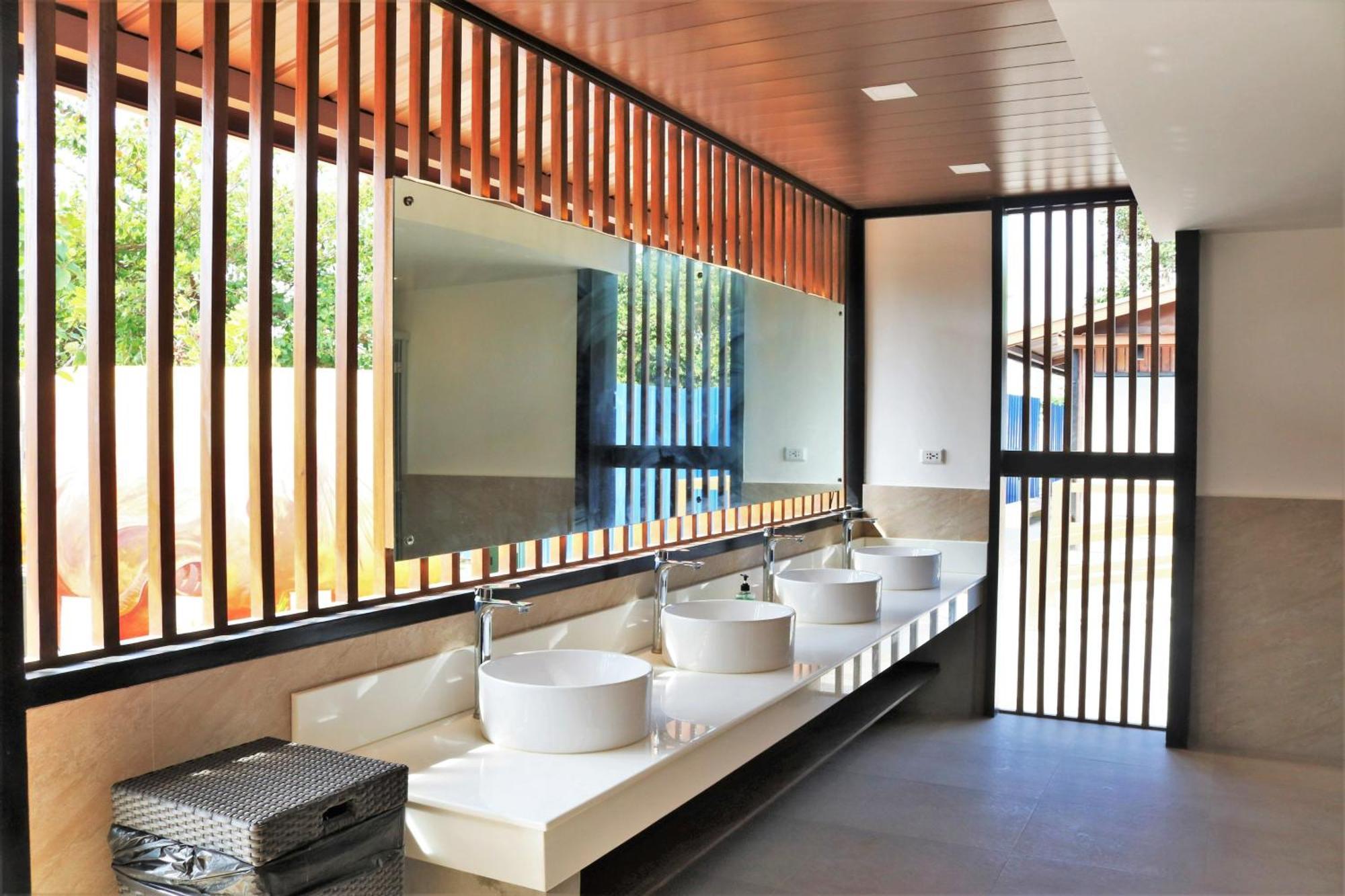 Cocoons Casobe Hotel Batangas City Kültér fotó